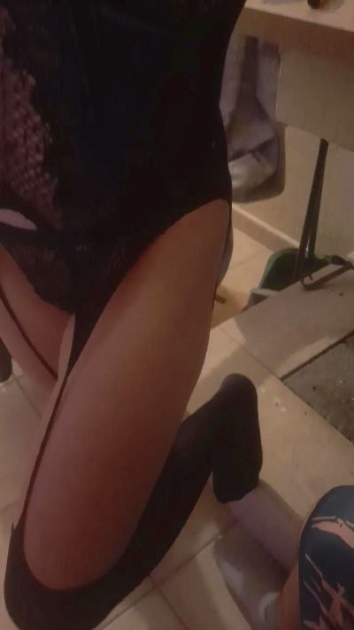 CAM4 female cam ienawite