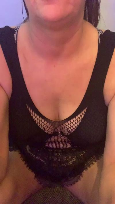 CAM4 female cam Statuesque_X