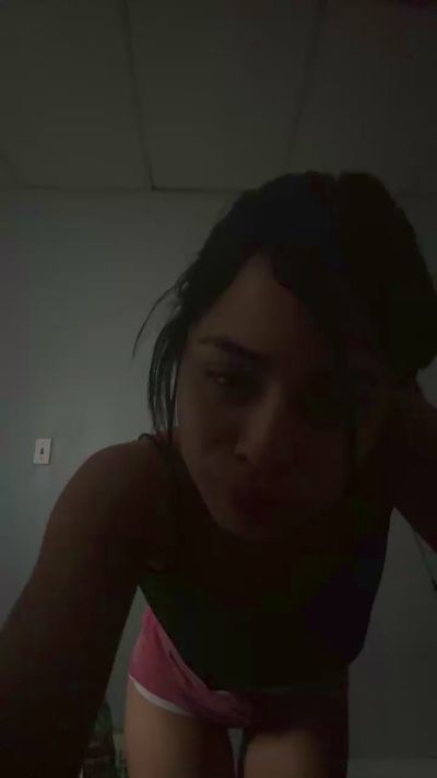 Thumbnail of Lizzybabii - CAM4 live cam