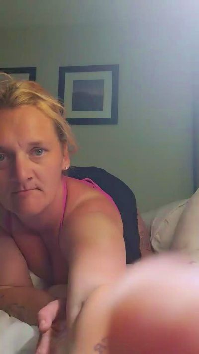 CAM4 female cam xoxobabygurlli1