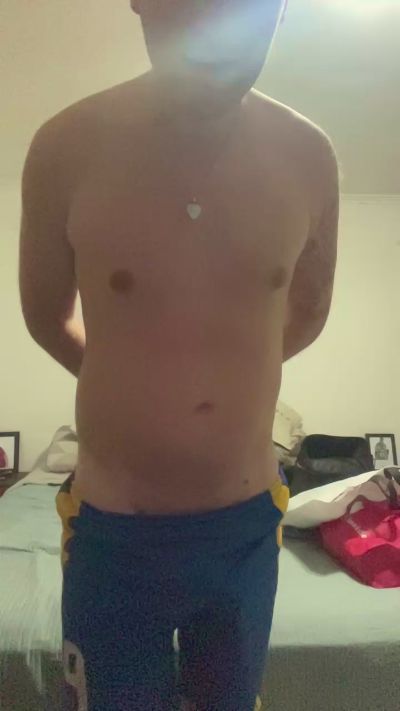 CAM4 male cam nachbig1