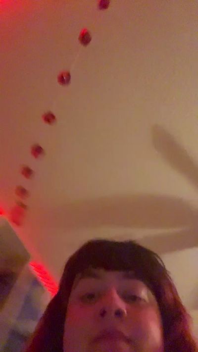 CAM4 female cam Kellyye