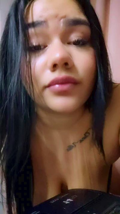 Thumbnail of nikkigrey1 - CAM4 live cam