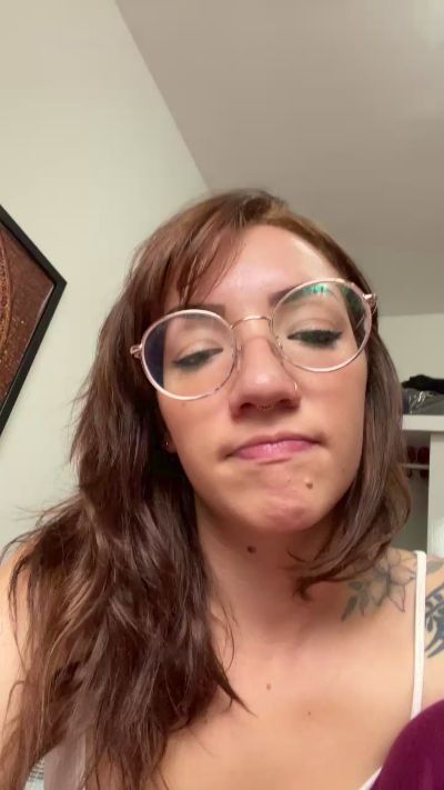 CAM4 female cam MelissaSexyMom