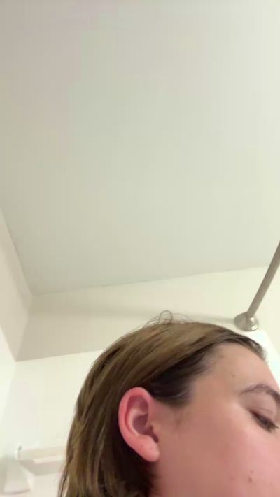 CAM4 female cam Ittybittybee