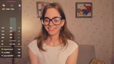 CAM4 female cam LynneCrust