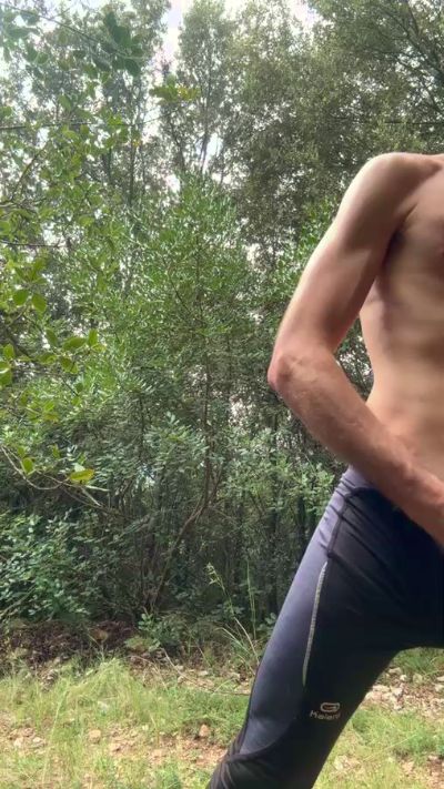 Thumbnail of guapotravieso19 - CAM4 live cam
