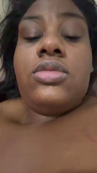 CAM4 female cam mariiana2024