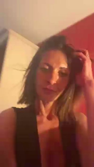 Thumbnail of Loreluna90 - CAM4 live cam