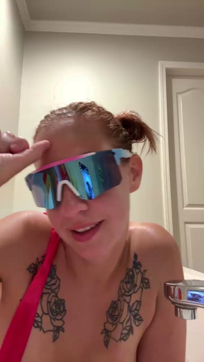 CAM4 female cam YumiMommiii