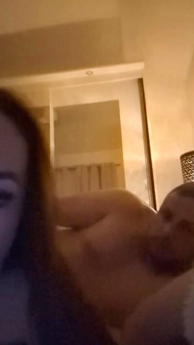 CAM4 female cam PetiteBroganx