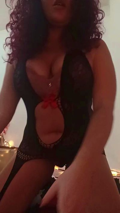 CAM4 female cam Ladyrouge_01