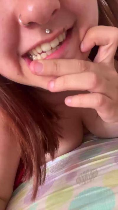 CAM4 female cam Sofi200222