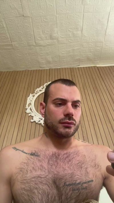 CAM4 male cam Viki84