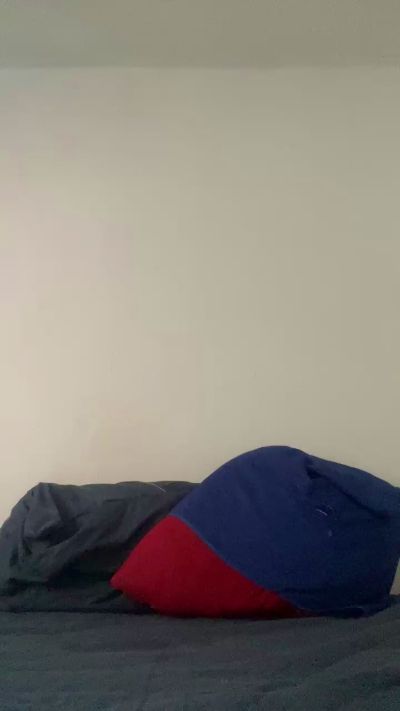 Thumbnail of lins182 - CAM4 live cam
