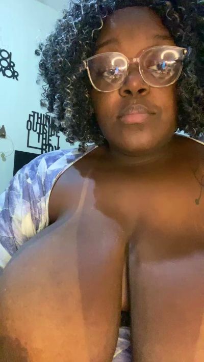 CAM4 female cam queenofseductiG