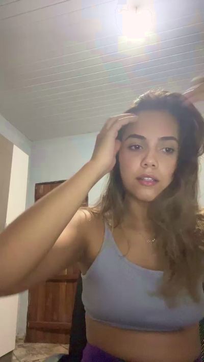 CAM4 female cam Estrela_Aguiar