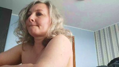 CAM4 female cam EdithManning