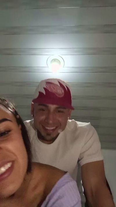 CAM4 female cam Charlottesmith1