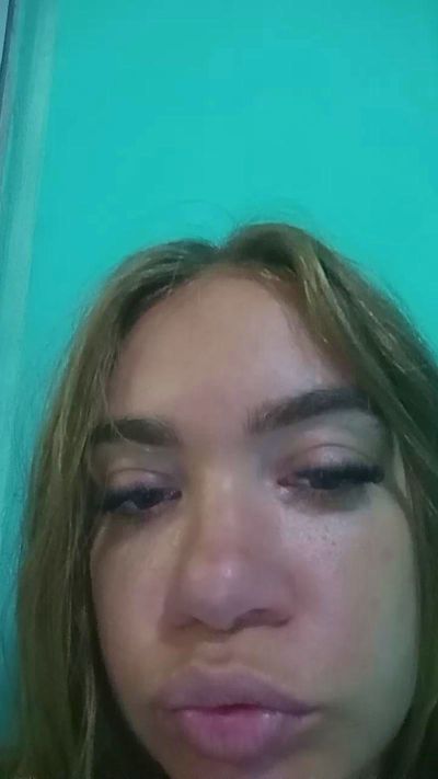 CAM4 female cam Loirinhasiilvaa