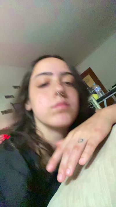 Thumbnail of Clowde - CAM4 live cam
