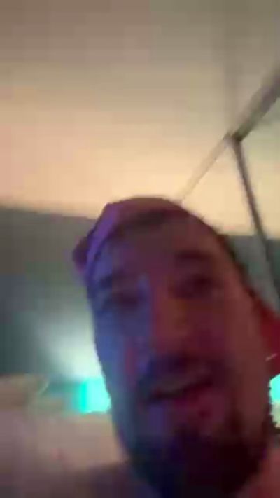 Thumbnail of SeanJamesXX - CAM4 live cam