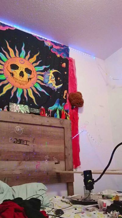 Thumbnail of linklate - CAM4 live cam