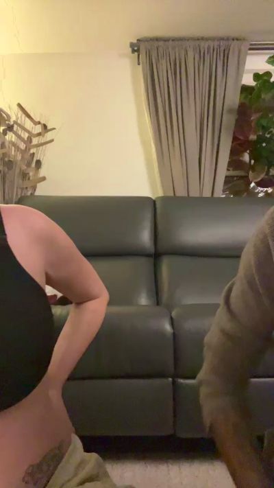CAM4 female cam Saga_Nystrom