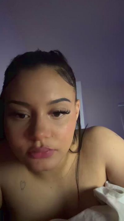 CAM4 female cam angelmae20244