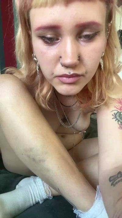 Thumbnail of Darkutiee - CAM4 live cam
