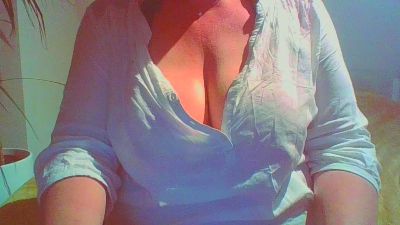 Thumbnail of IsaKev - CAM4 live cam