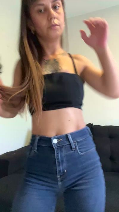 CAM4 female cam Lillyzinha