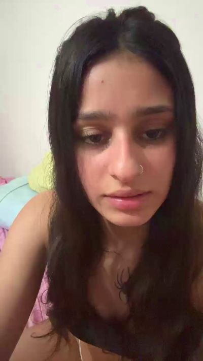 CAM4 female cam Maddydoll