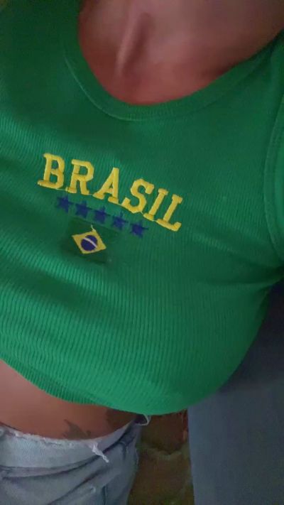 Thumbnail of Carolzinha_fox - CAM4 live cam