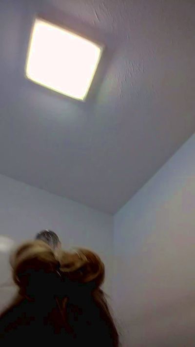 Thumbnail of Tohottohandlee - CAM4 live cam