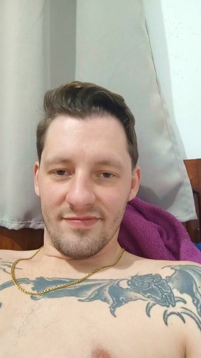 Thumbnail of Alemaocsabe - CAM4 live cam