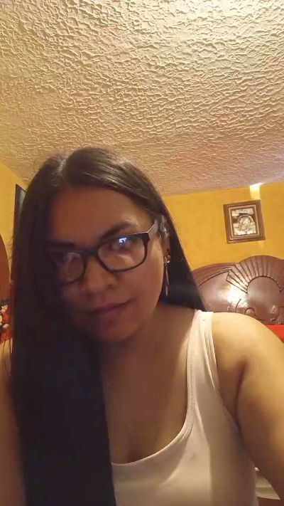 Thumbnail of Valeriabejinez - CAM4 live cam