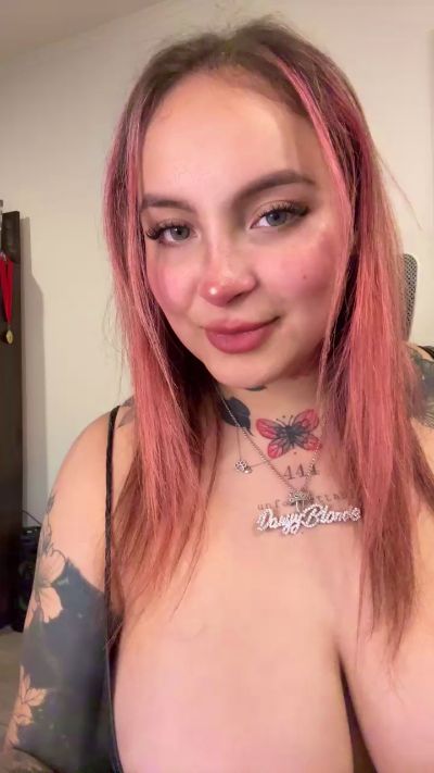 CAM4 female cam Danyy_blonde