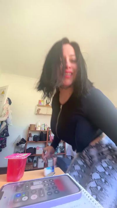 CAM4 female cam Katejenn