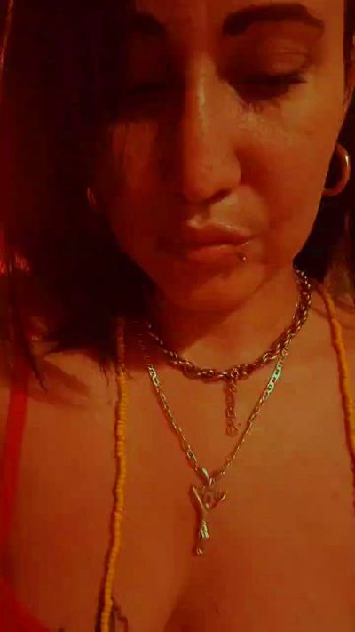 CAM4 female cam Cubanitacalda