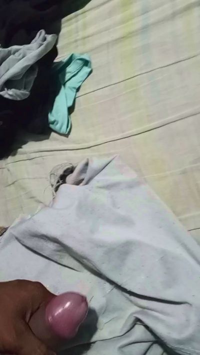 Thumbnail of El_negrito44 - CAM4 live cam