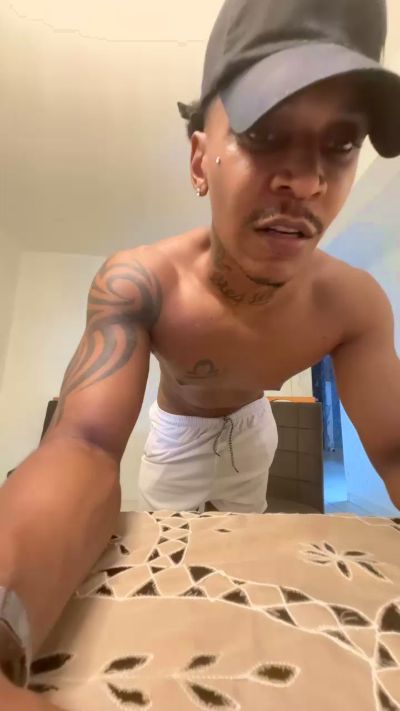 Thumbnail of Karlstones_ - CAM4 live cam