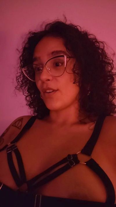 Thumbnail of curlybb55 - CAM4 live cam