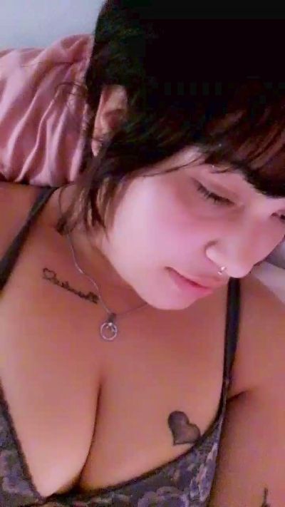 Thumbnail of Princess_97 - CAM4 live cam