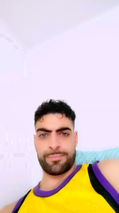 CAM4 male cam lion944