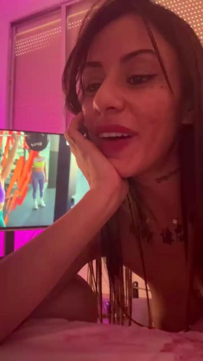 CAM4 female cam MissLu27