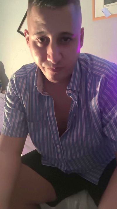 CAM4 female cam Cuevita2025