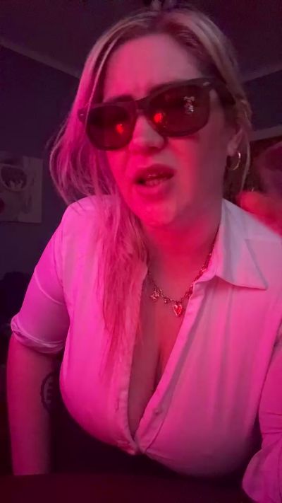 CAM4 female cam granlady7