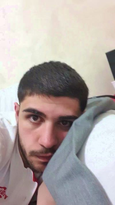 Thumbnail of simon_37 - CAM4 live cam