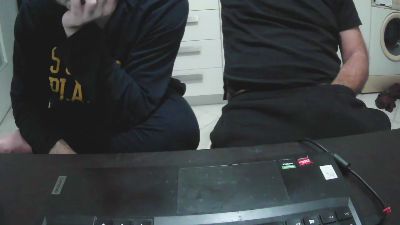 CAM4 male cam CuriousFriends1
